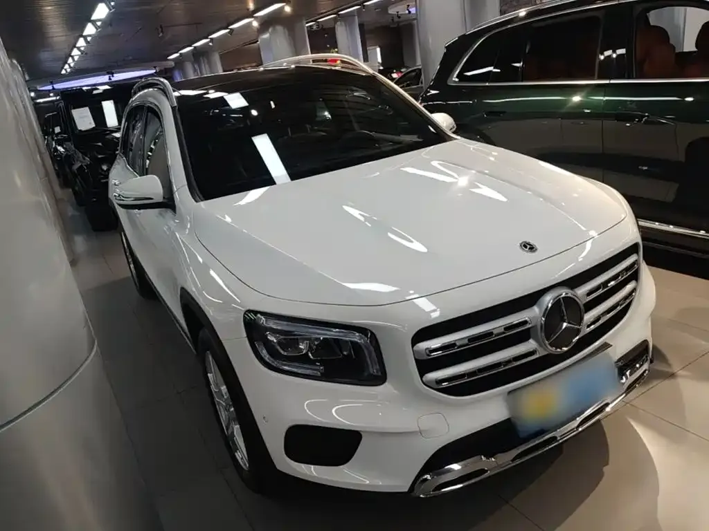 Mercedes-Benz GLB — фото 6