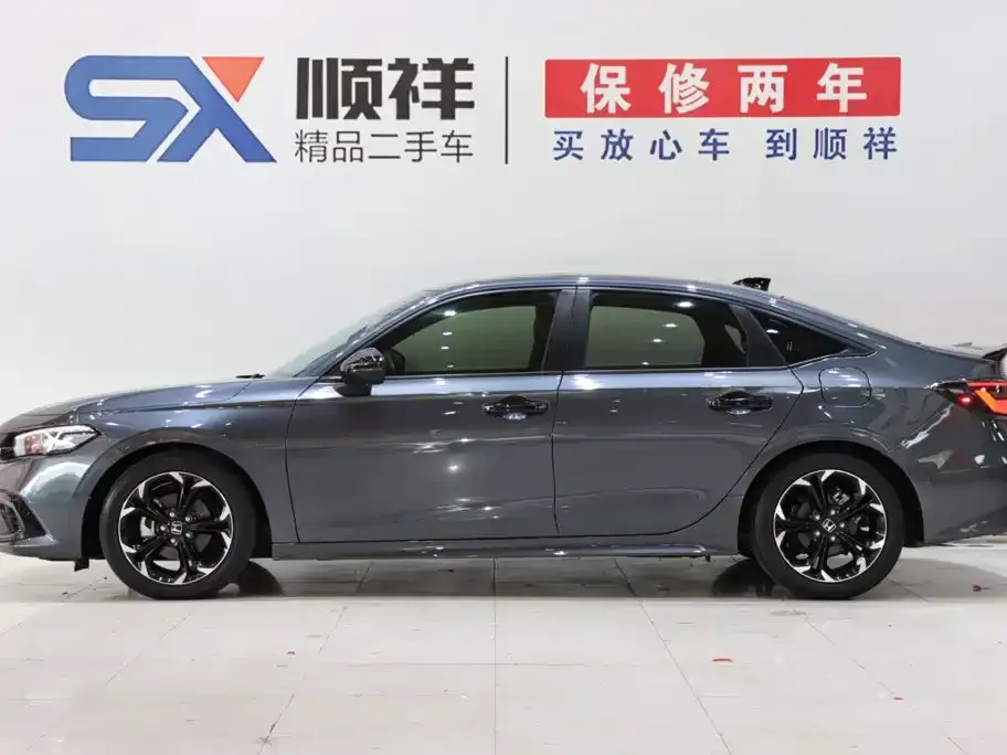 Honda Civic — фото 8