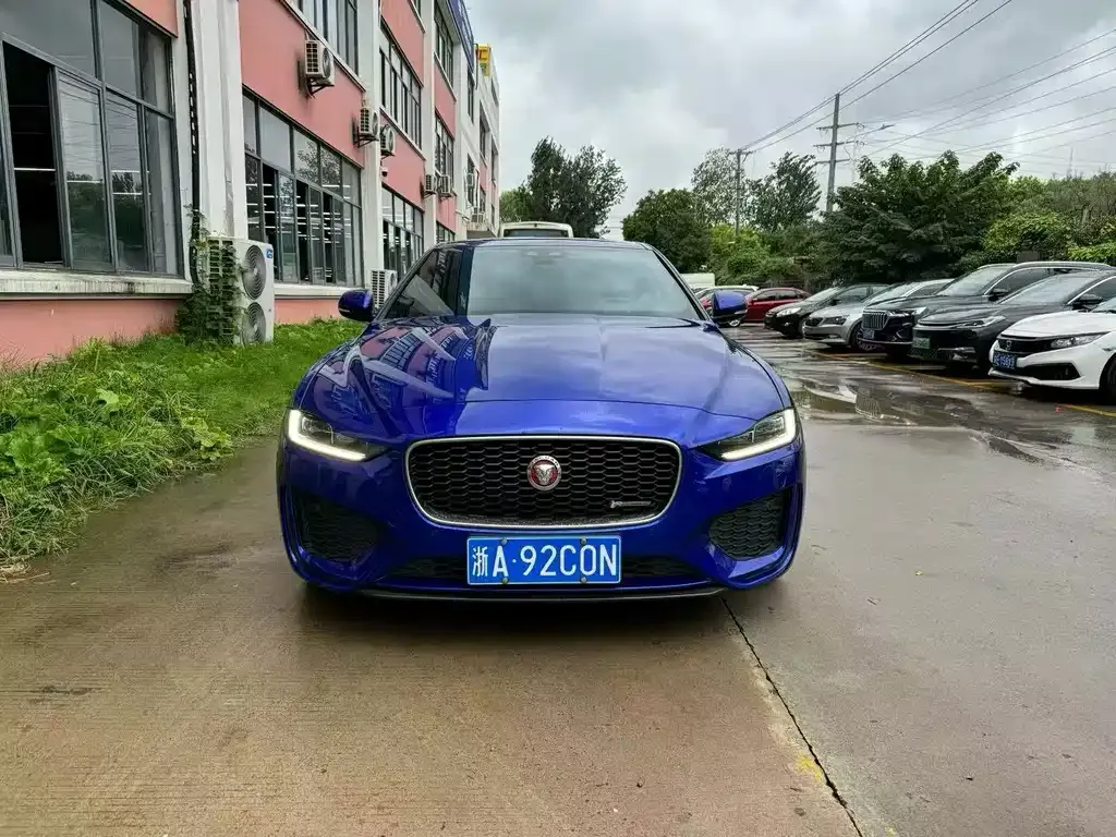 Jaguar XEL — фото 1
