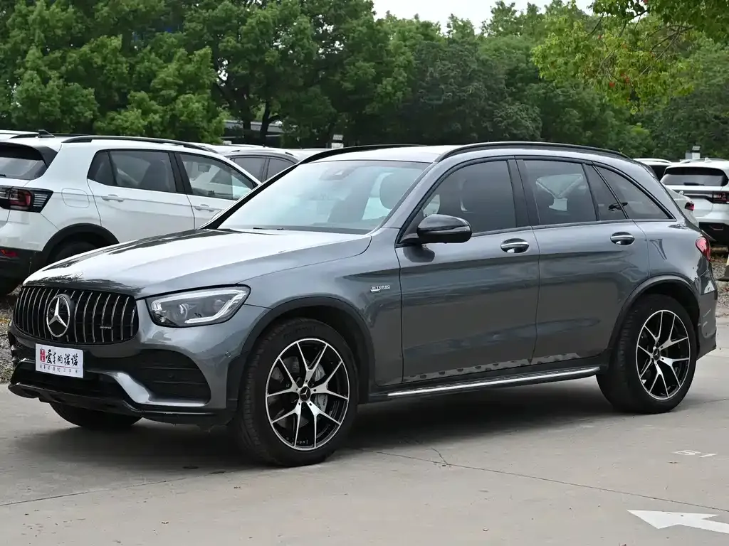 Mercedes-Benz GLC AMG — фото 1