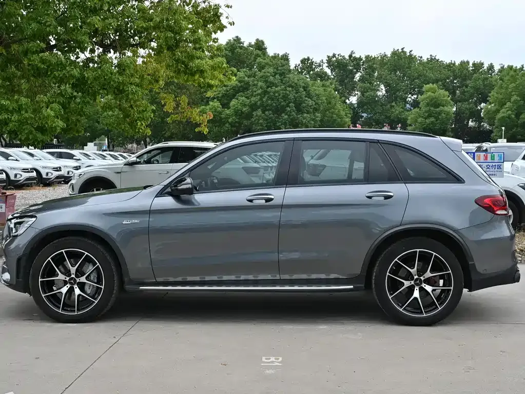 Mercedes-Benz GLC AMG — фото 8