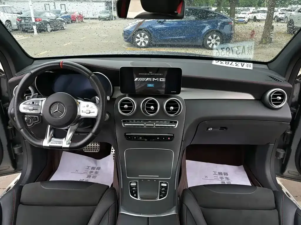 Mercedes-Benz GLC AMG — фото 7