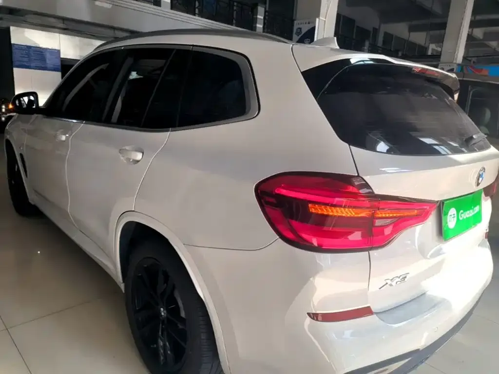 BMW X3 — фото 10