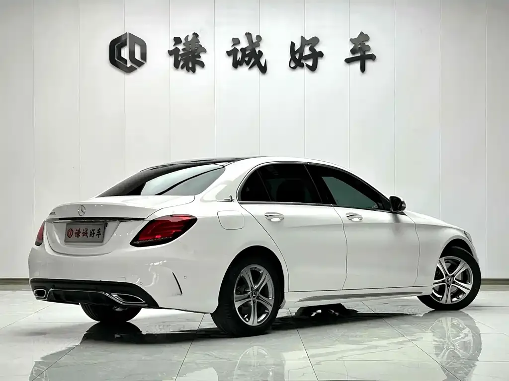 Mercedes-Benz C-Class — фото 4