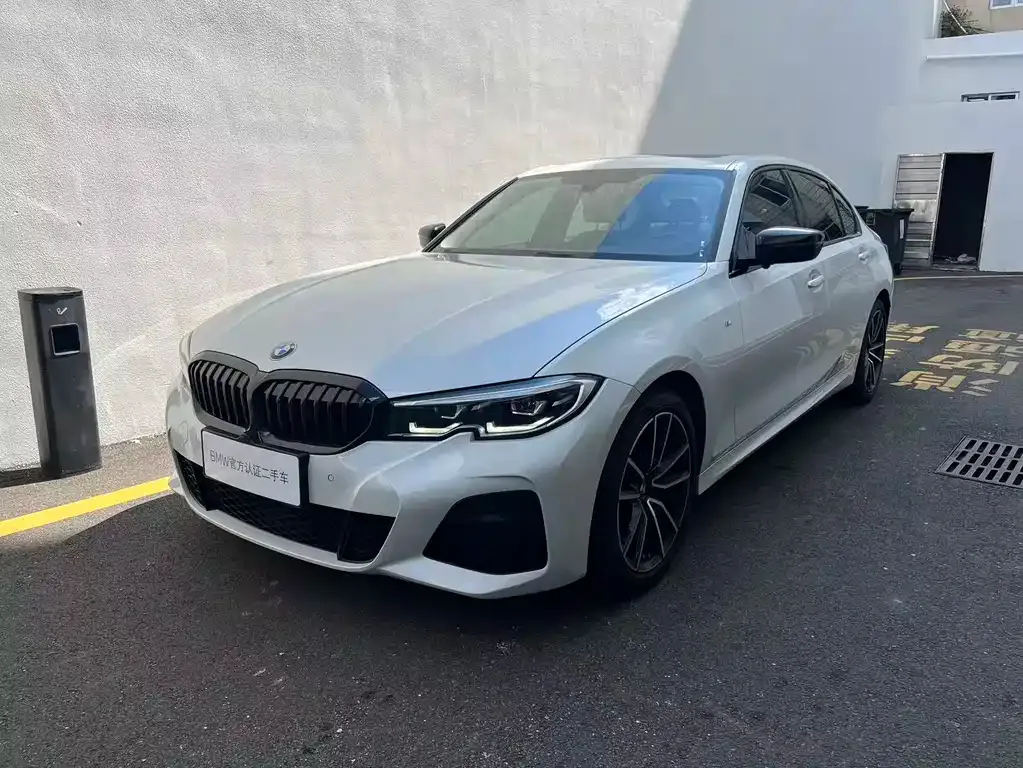 BMW 3 Series — фото 1