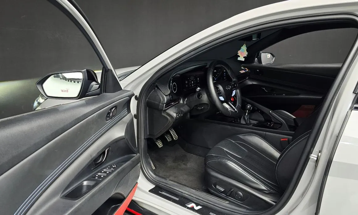 Hyundai AVANTE — фото 7