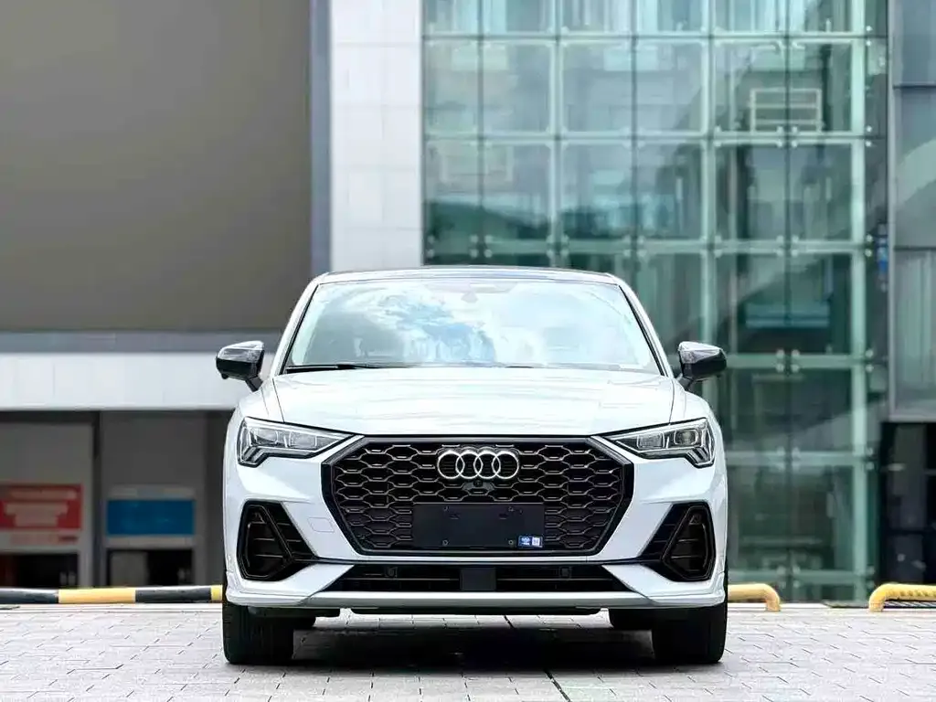 Audi Q3 Sportback — фото 6