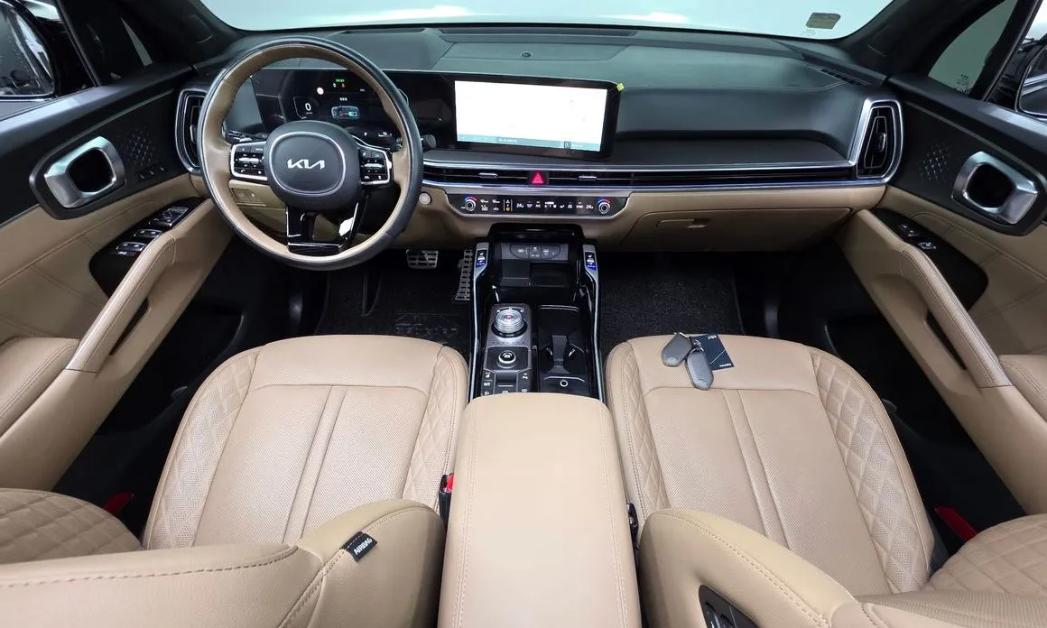 Kia Sorento — фото 5