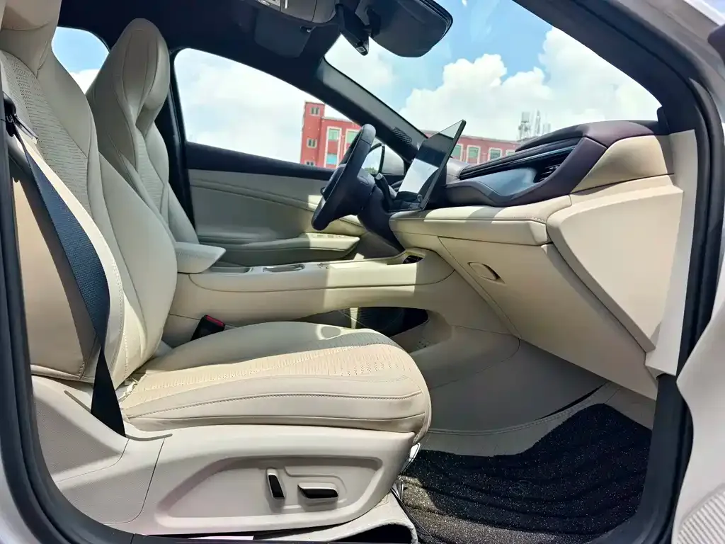 BYD Seal 06GT — фото 2