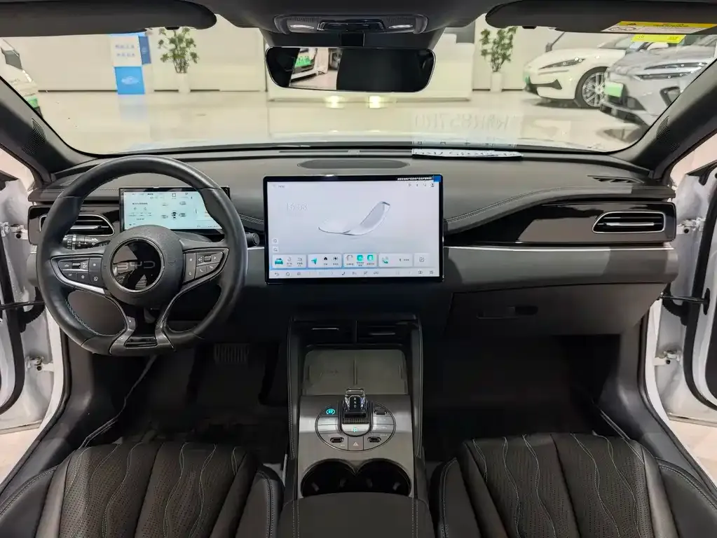 BYD Seal 06 — фото 10