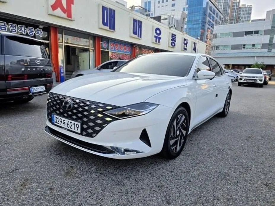 Hyundai Grandeur — фото 1