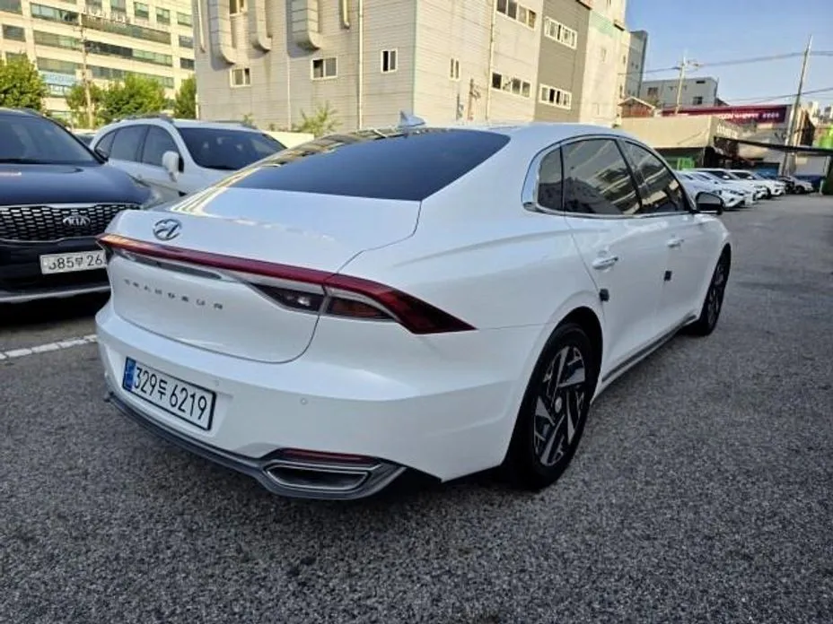 Hyundai Grandeur — фото 10