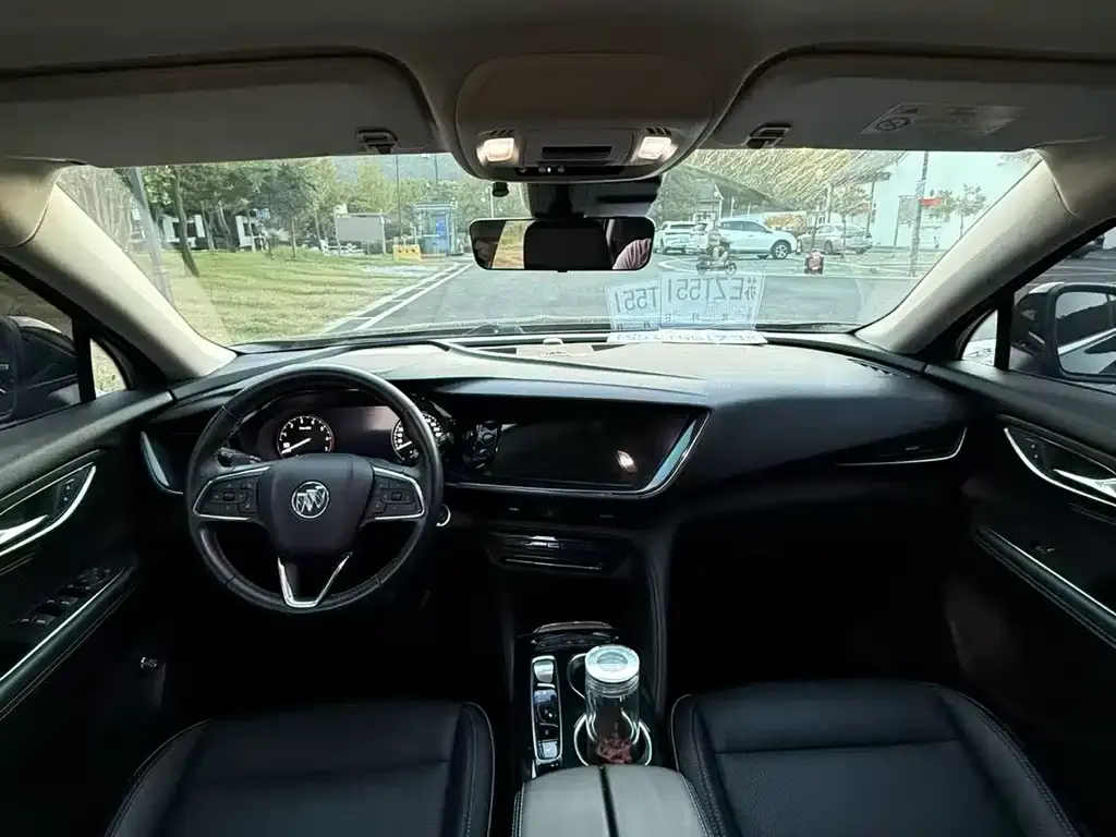 Buick Envision Plus — фото 5