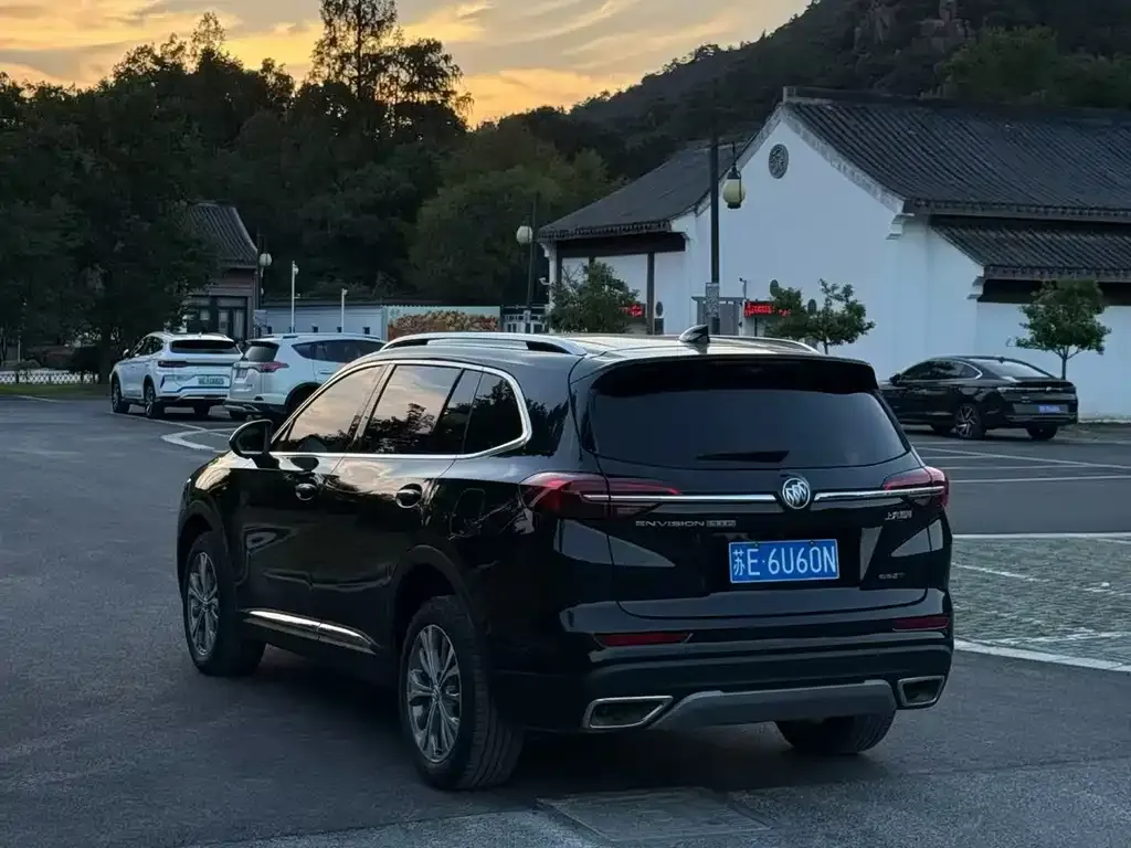 Buick Envision Plus — фото 3