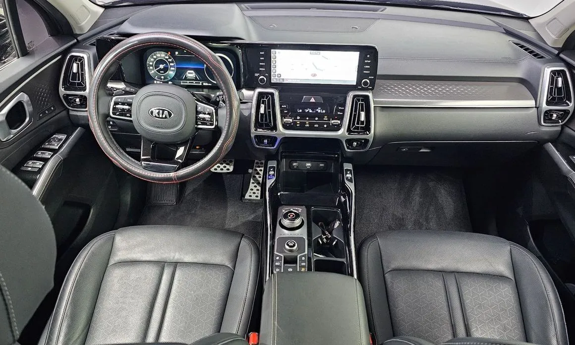 Kia Sorento — фото 9