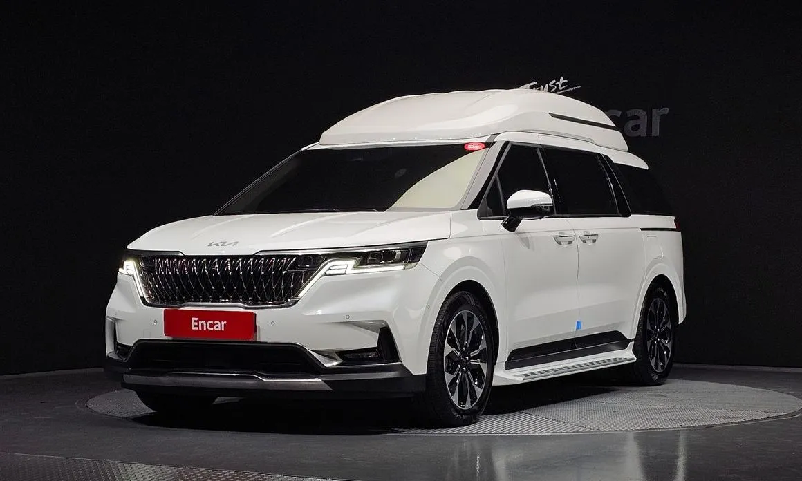 Kia Carnival — фото 1
