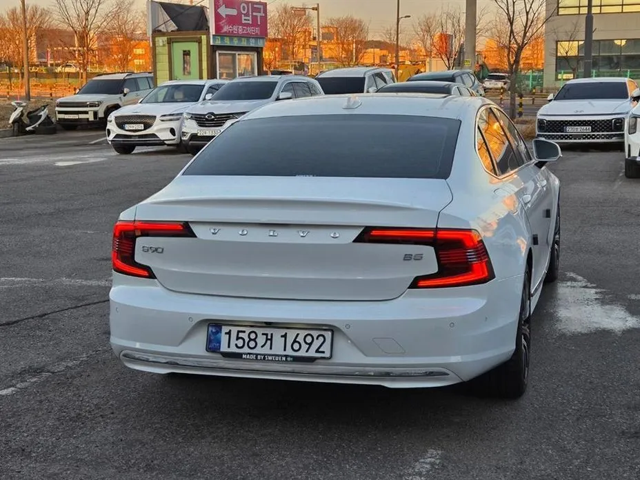 Volvo S90 — фото 3