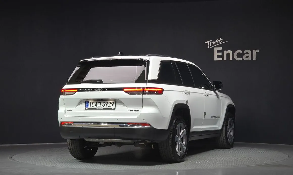 Jeep Cherokee — фото 2
