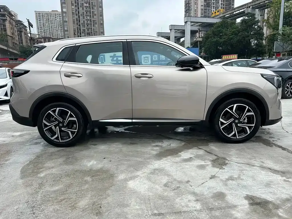 Changan CS55PLUS — фото 9