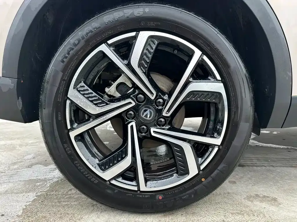 Changan CS55PLUS — фото 10