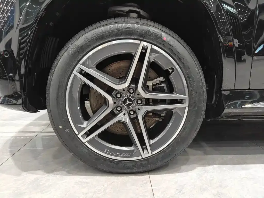 Mercedes-Benz GLS — фото 2