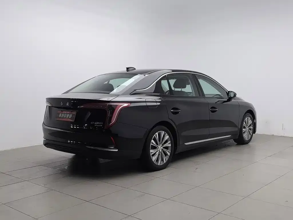 Hongqi E-QM5 — фото 7