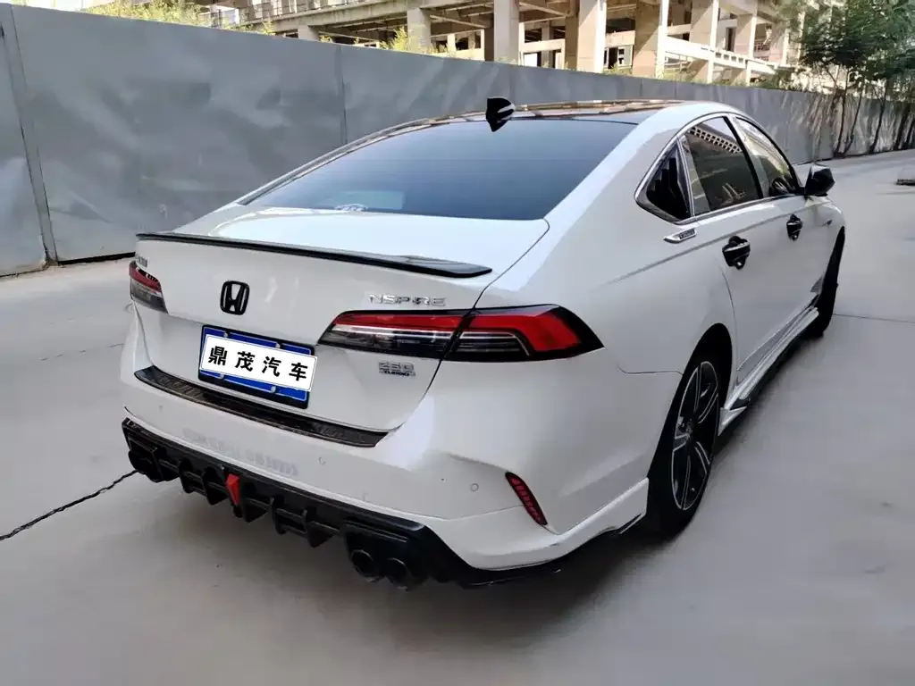 Honda Inspire — фото 2