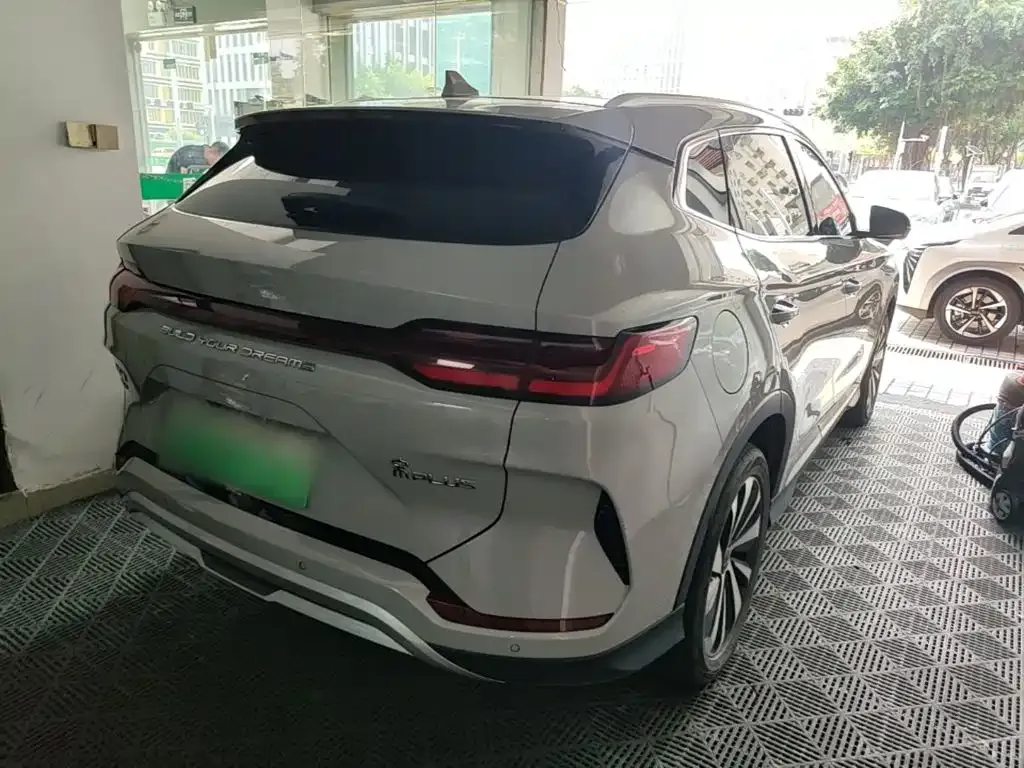 BYD PLUS New Energy — фото 7