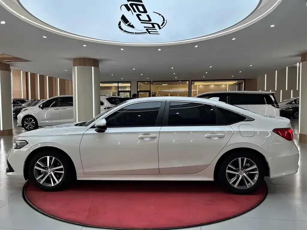 Honda Civic — фото 4