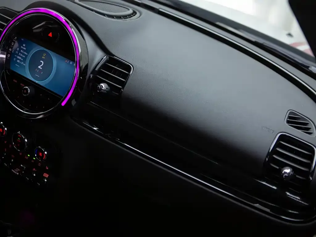 MINI Clubman JCW — фото 2