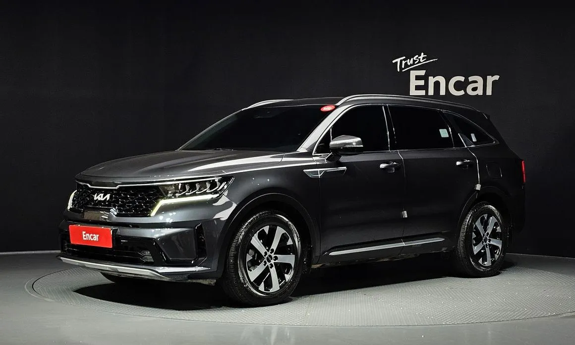 Kia Sorento — фото 1