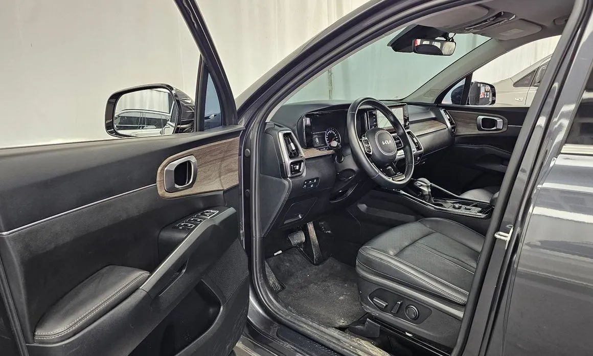 Kia Sorento — фото 5