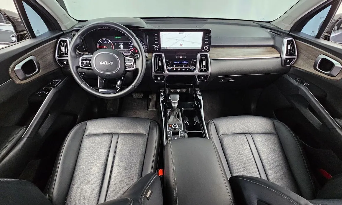 Kia Sorento — фото 6