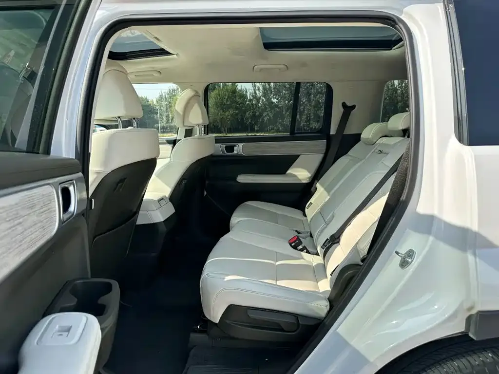 Hyundai Santa Fe — фото 4