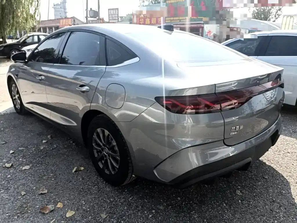BYD Qin L — фото 6