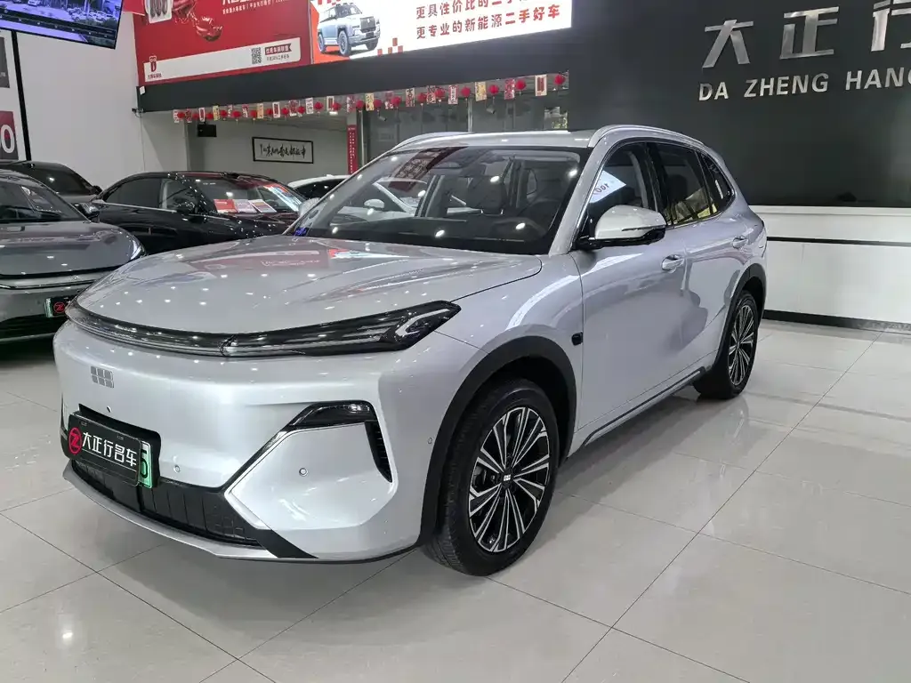 Geely Galaxy Xingjian 7 — фото 1