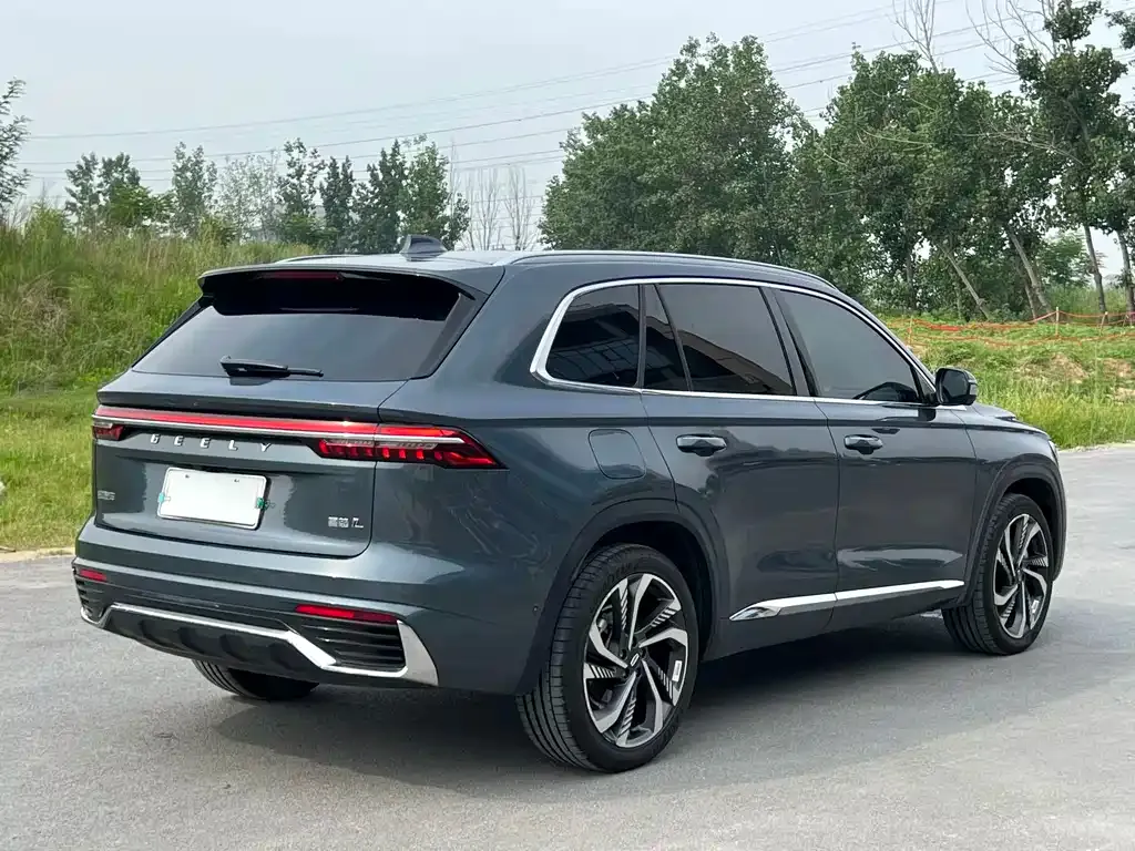 Geely Xingyue L — фото 9