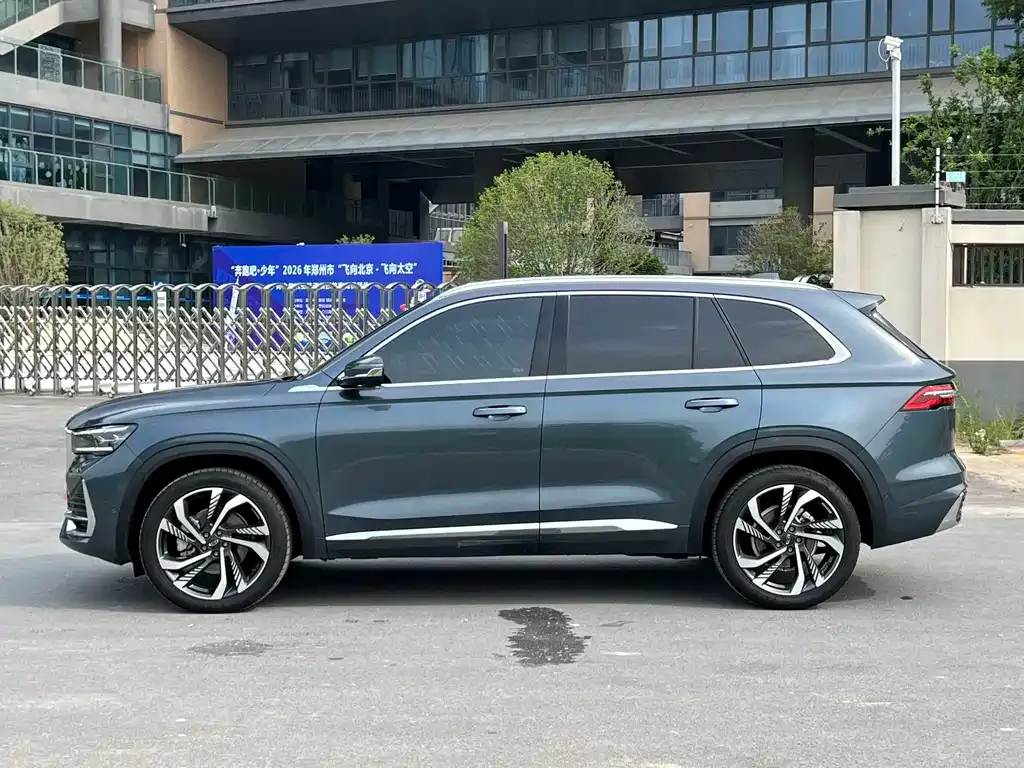 Geely Xingyue L — фото 10