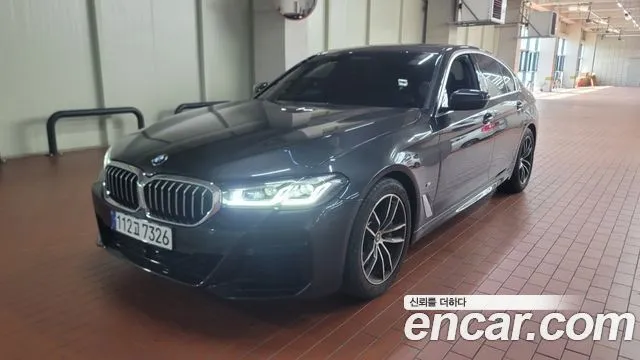 BMW 5-Series — фото 1