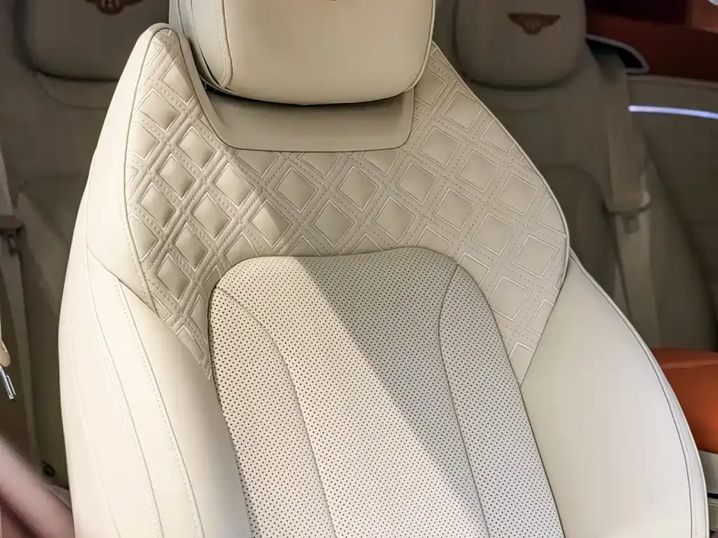 Bentley Continental — фото 7
