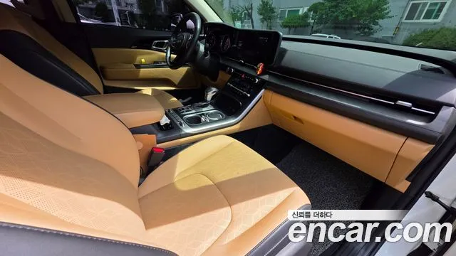 Kia Carnival — фото 10