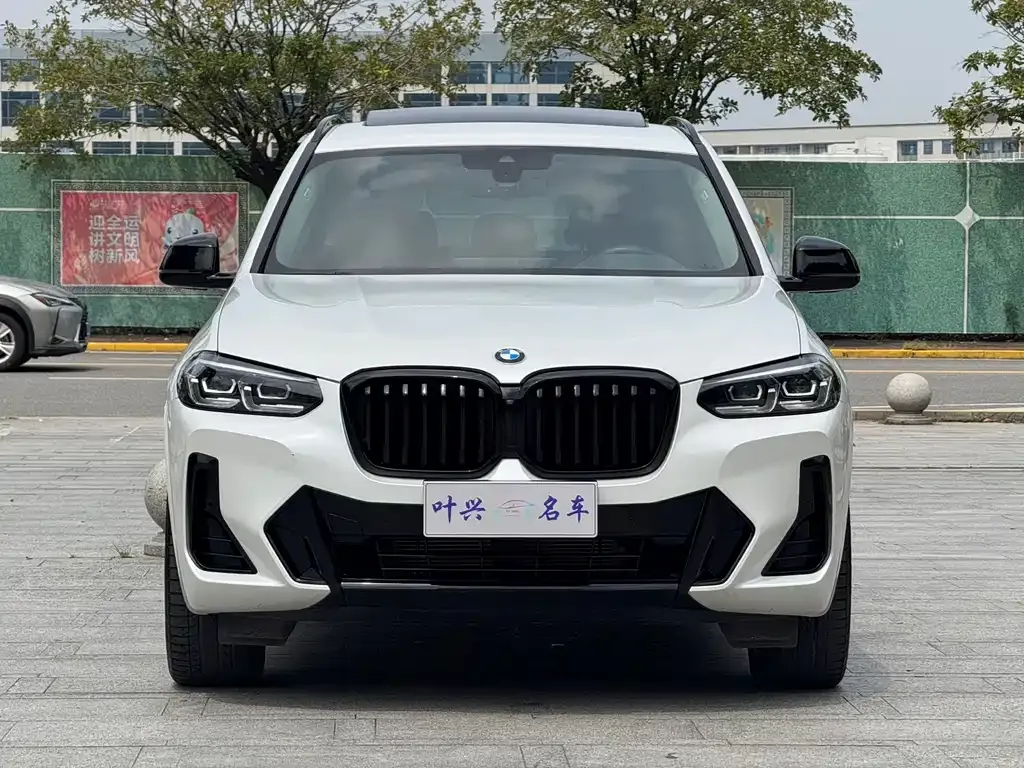 BMW X3 — фото 9