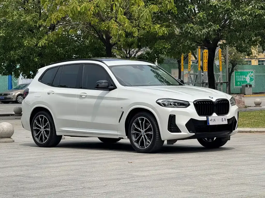 BMW X3 — фото 7