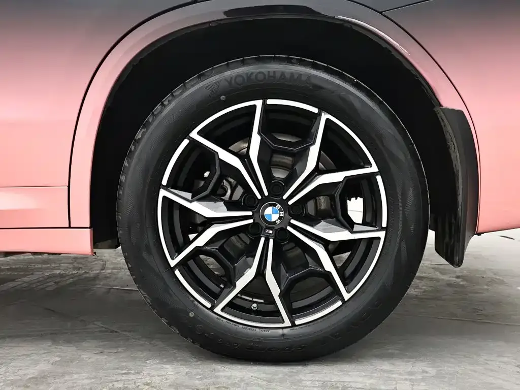 BMW X3 — фото 9