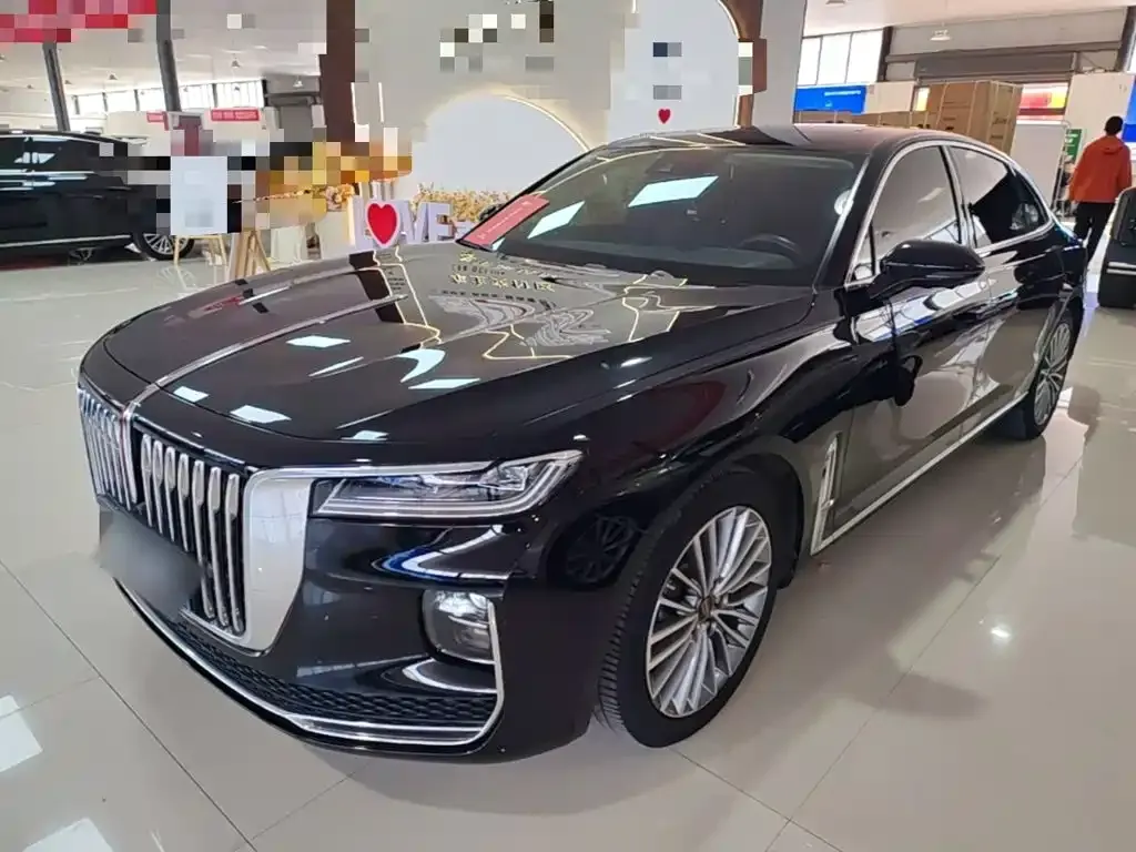 Hongqi H9 — фото 1