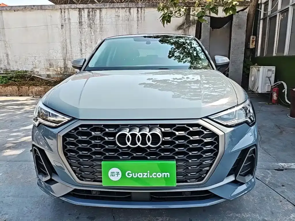 Audi Q3 Sportback — фото 10