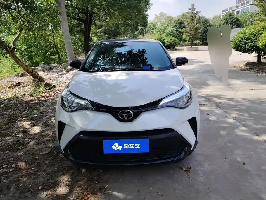 Toyota C-HR — фото 4
