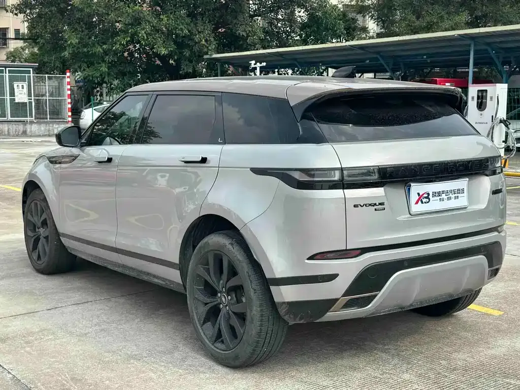 Land Rover Evoque — фото 6