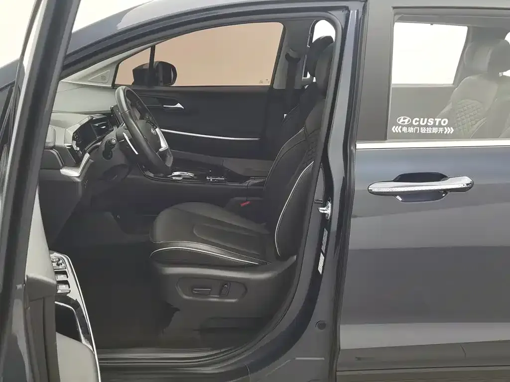 Hyundai Custo — фото 7