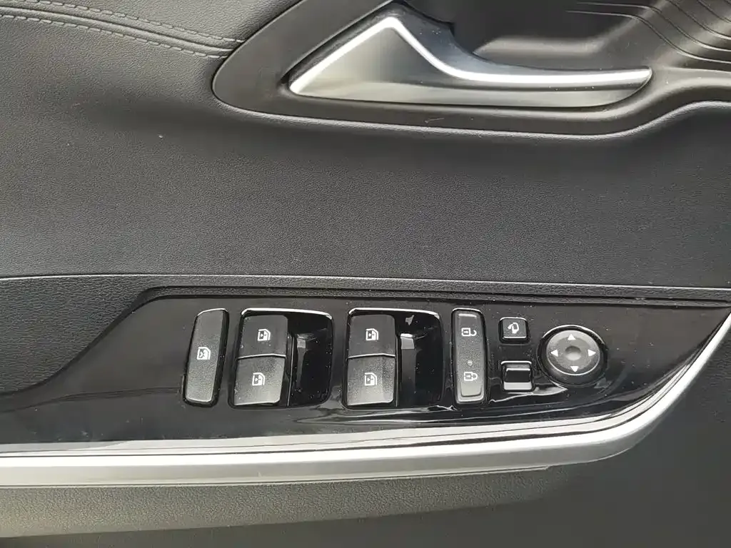Hyundai Custo — фото 10